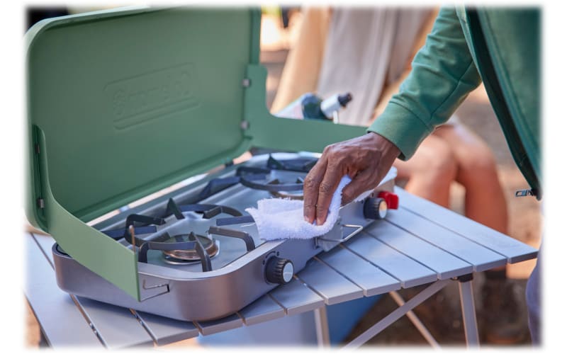 Coleman's Portable Camp Oven - Small Boats Magazine