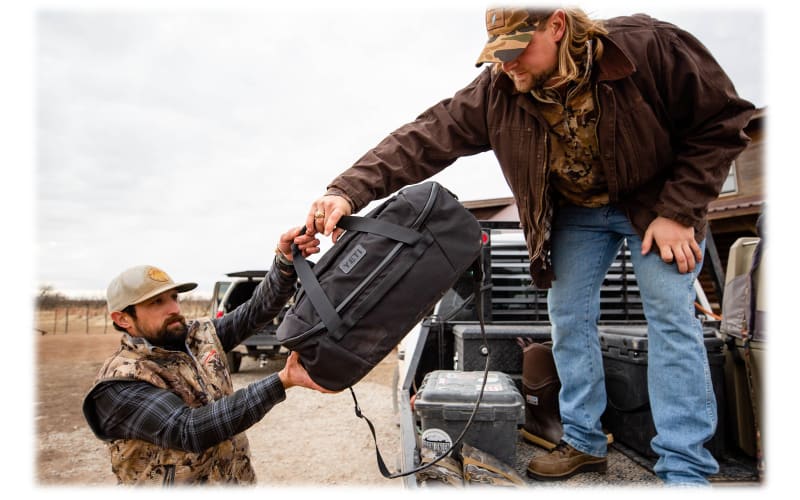 Yeti hot sale duffel review