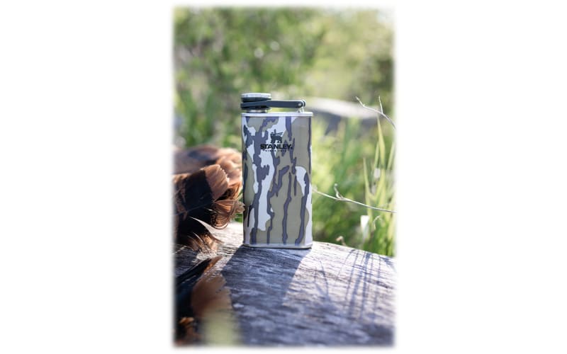 Stanley Classic Easy Fill Wide-Mouth Flask