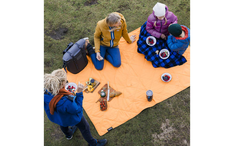 YETI Lowlands Blanket | Bass Pro Shops
