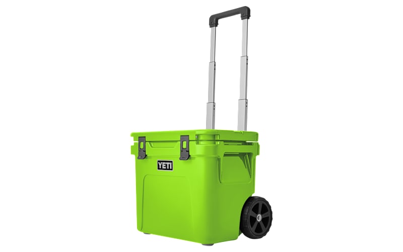 YETI Roadie 32 Hard Wheeled Cooler | Bass Pro Shops Canada