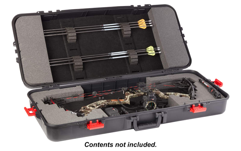 Compact bow case store