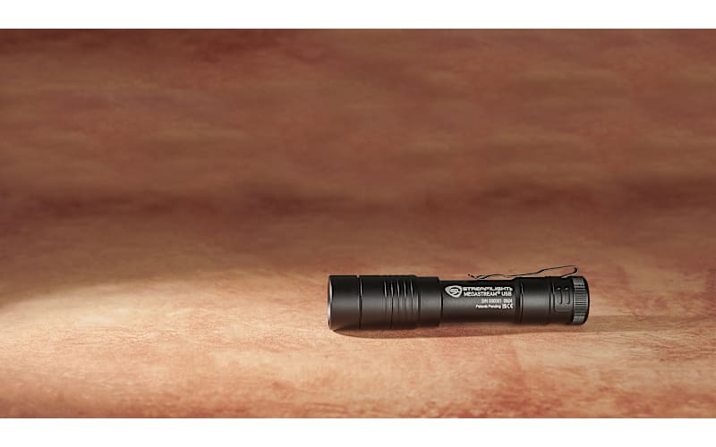 STREAMLIGHT MEGASTREAM RECHARGEABLE FLASHLIGHT - Black M66210 | Matco Tools