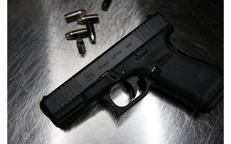 GLOCK 19 Gen5 9mm Semi-Auto Pistol