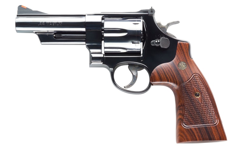 Smith & Wesson Model 29 Classic Double-Action Revolver Smith & Wesson Model 29 Classic Double-Action Revolver