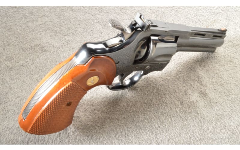 トイガン COLT PYTHON357 Colt Python .357 6 Inch Black - 4.5mm BB & .177 Pellet Air Pistol