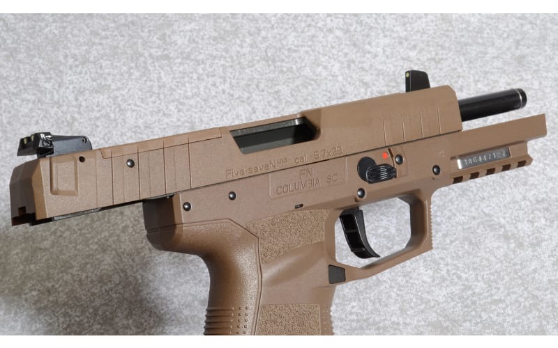FN HERSTAL FN 57 ガスガン Cybergun-FN-Five-seveN_-5-7-