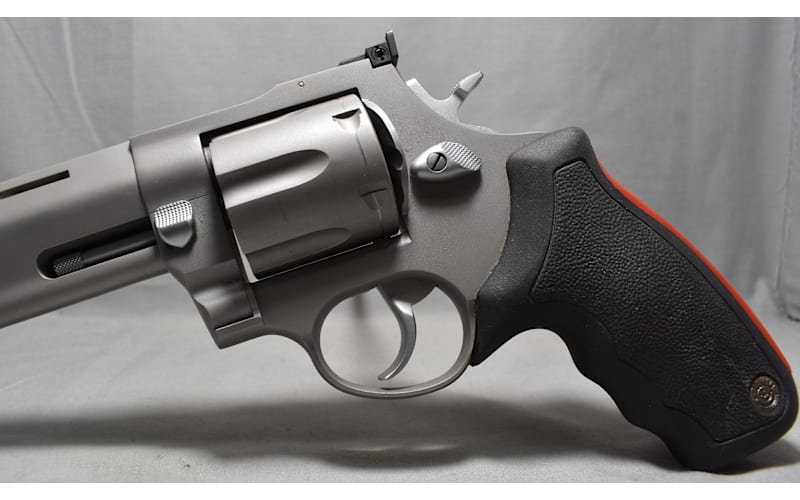 TAURUS RAGING BULL ガスガン Taurus Raging Bull Model 454 – Large-Frame Hunting Revolver