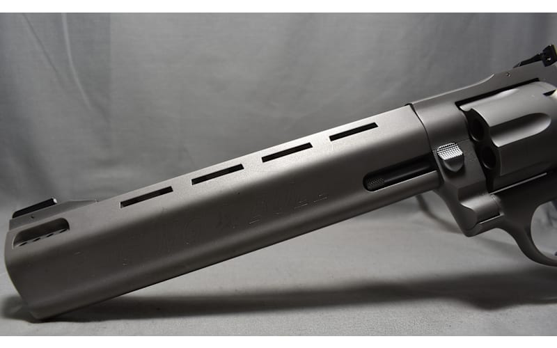 Taurus ~ Raging Bull ~ .44 Magnum | Mack's Prairie Wings