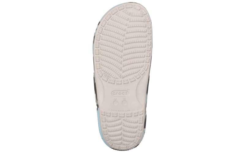 Bass pro camo crocs hotsell