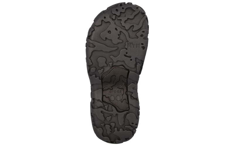 Bass discount pro crocs