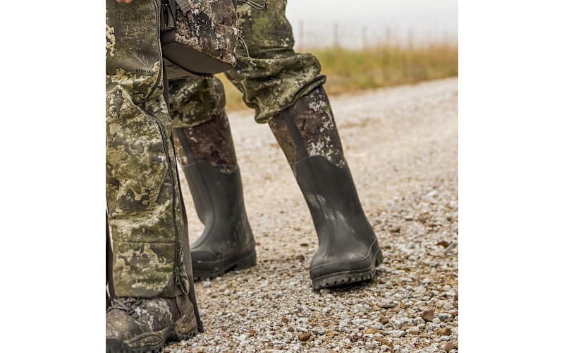 RedHead Camo Utility Waterproof Rubber Boots for Men - Brown  display picture 3