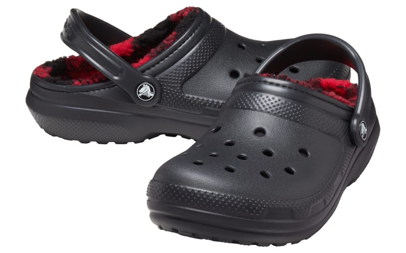 Red fuzzy crocs outlet