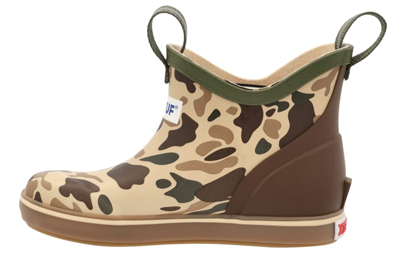 Bass pro duck boots shop