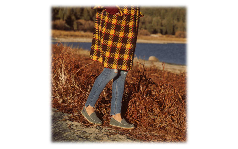 Minnetonka women's tempe moccasin clearance
