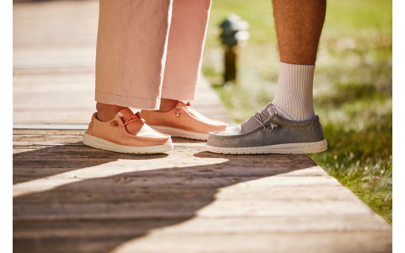 Hey dude wally canvas shoes sale