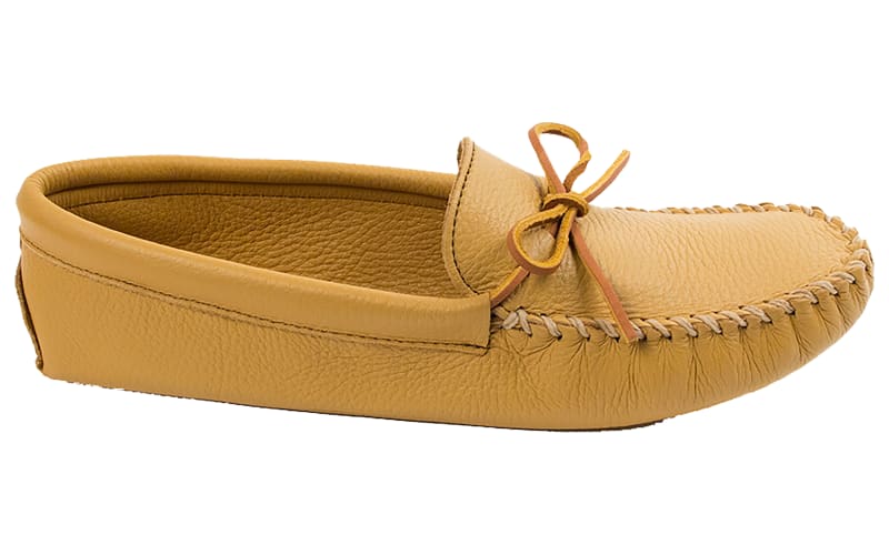 Installation Marvel udredning Minnetonka Double Deerskin Softsole Slippers for Men | Cabela's