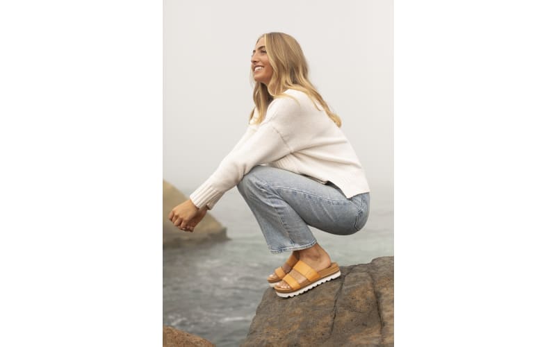 Reef Vista Hi Cushioned Flatform Sandal - Women's Shoes in White