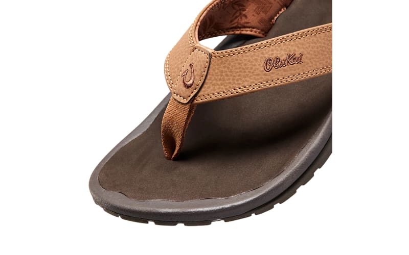 OluKai Ohana Beach Sandals for Men | Bass Pro Shops display picture 3