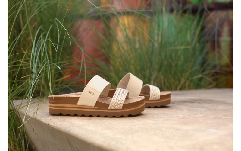 Reef bounce vista 2025 sandals