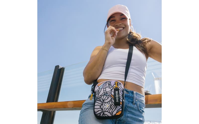 Sherpani crossbody purse top