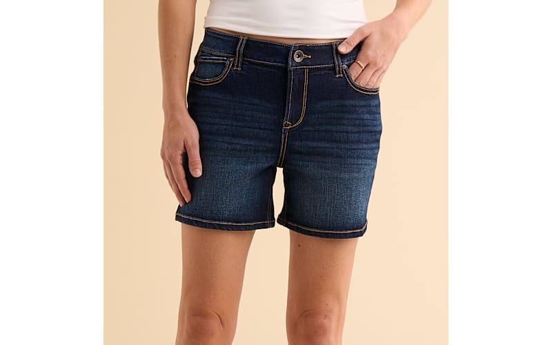Plus Sze Cuffed Bermuda Denm Shorts | Curvy casual outfts, Short
