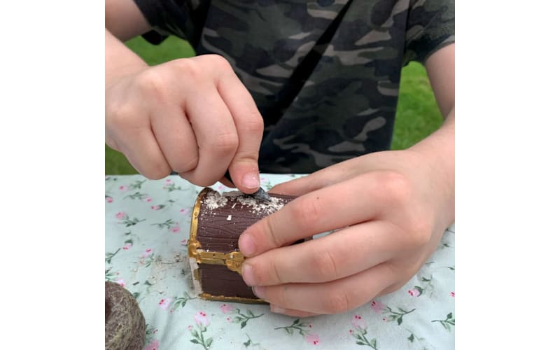 National Geographic® Impulse Treasure Mini Dig Kit | Bass Pro