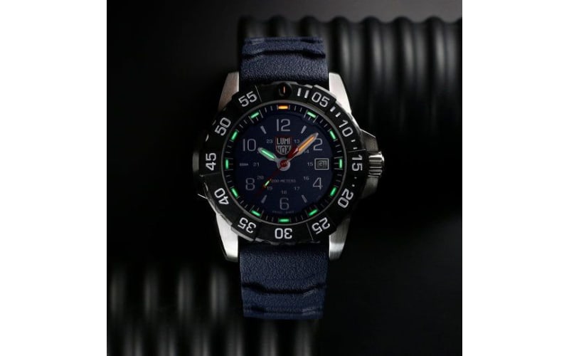 Luminox Navy SEAL Military Dive Watch | Bass Pro Shops