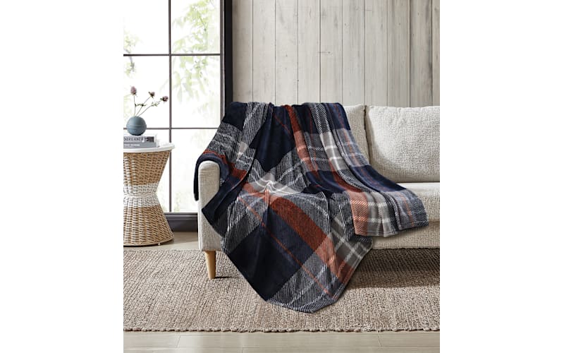 Needle & Pine Oversized Family Blanket | Bass Pro Shops Canada