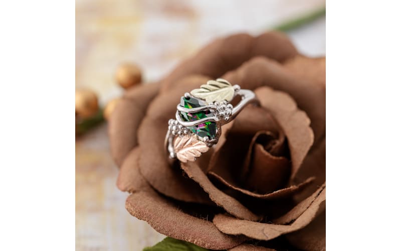 Landstrom s Black Hills Gold and Silver Leaf Ring for Ladies