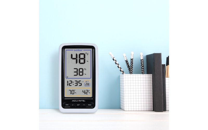 Acurite digital compact indoor thermometer 2024 with high and low records