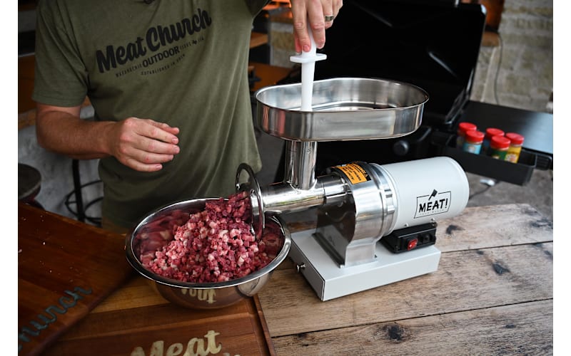 MEAT! .5hp Dual Grind No.8 Meat Grinder | Bass Pro Shops Canada