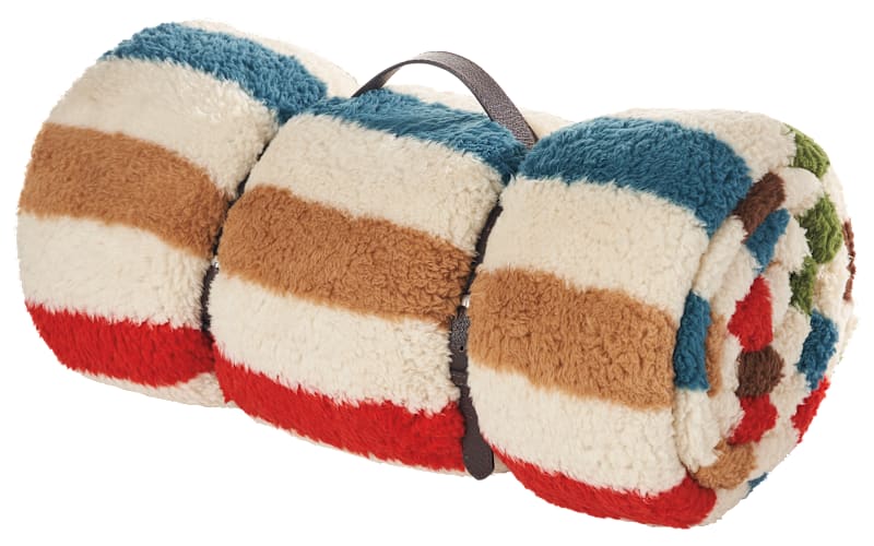 White River Home Giant Berber to Berber Throw Blanket | Bass Pro Shops