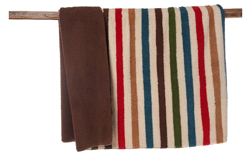 White River™ Giant Berber Blankets | Bass Pro Shops Canada