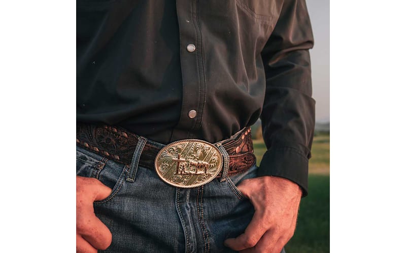 Montana Silversmiths バックルベルト付 Montana Silversmiths Striking Engraved Christian Cowboy Belt