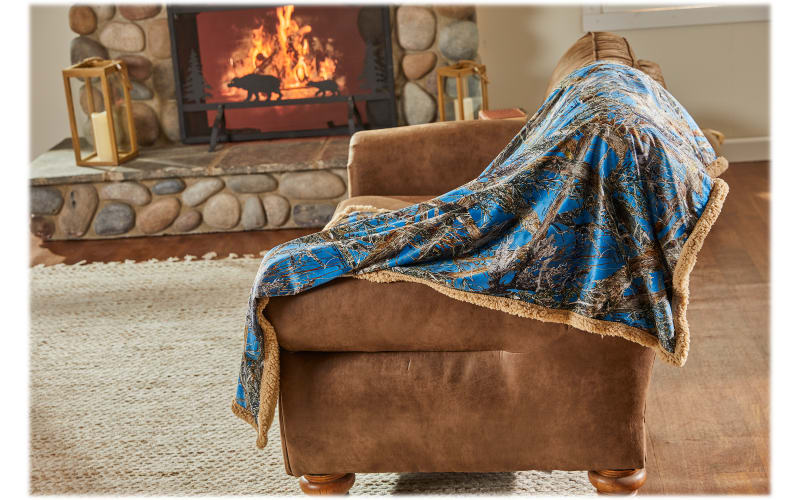 Hunting Fishing & Sports Throw Blanket 