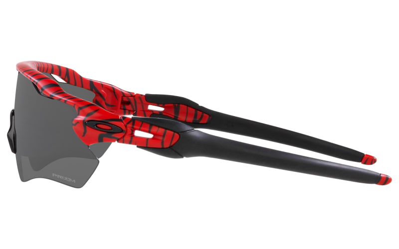 Oakley on sale radar red