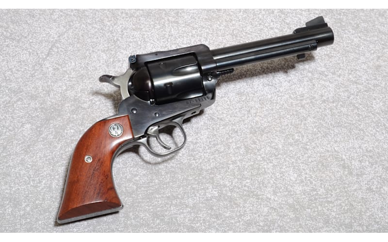 Ruger New Model Super Blackhawk .44 Magnum, 5 1/2