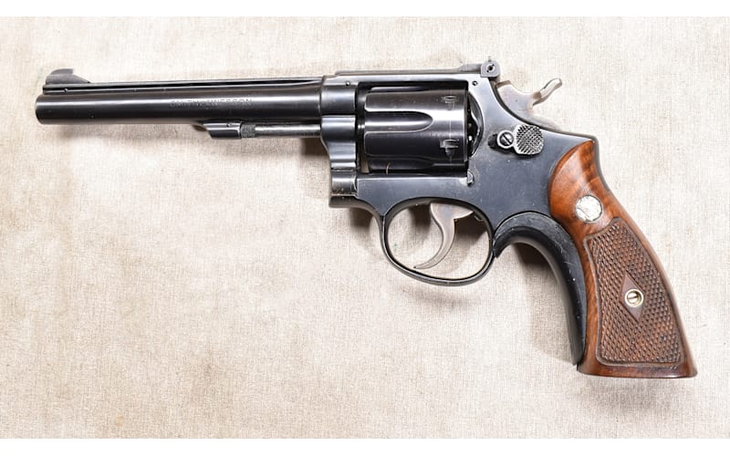 SMITH & WESSON ~ K22 OUTDOORSMAN ~ .22 LONG RIFLE | Bass Pro Shops
