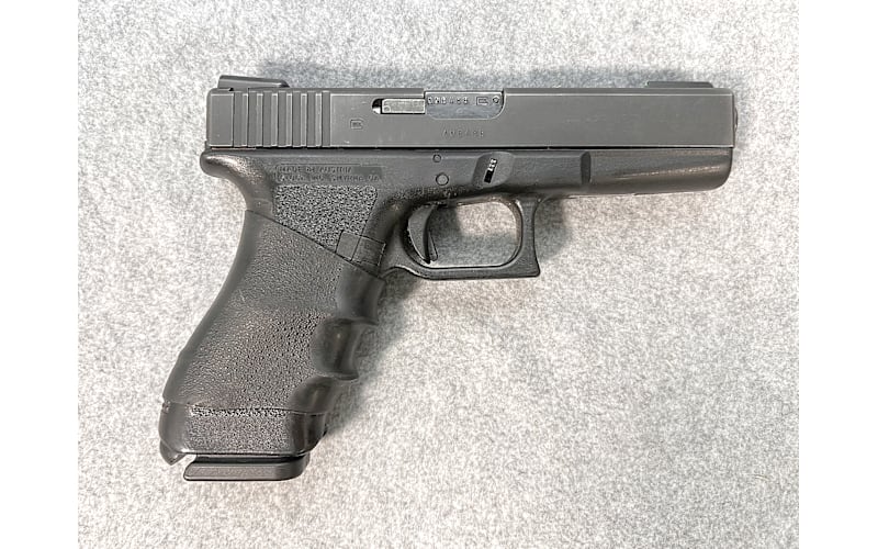 GLOCK ~ 22 ~ .40 S&W | Bass Pro Shops