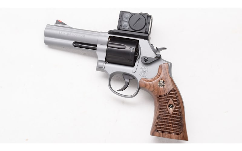 Smith & Wesson ~ Model 686-8 ~ .357 Magnum | Bass Pro Shops