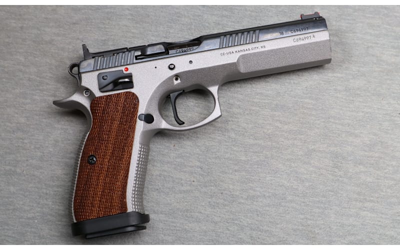 キャビン ツイスト シルバー&ブラウン 55×40×23cm CZ ~ 75 Tactical Sport ~ .40 S&W | Bass Pro Shops