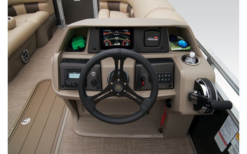 2024 SUN TRACKER PARTY BARGE 22 RF XP3 w/ 150 L FourStroke Mercury