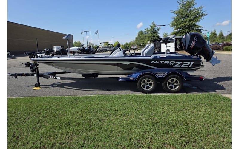 2025 NITRO Z21 XL | Bass Pro Shops