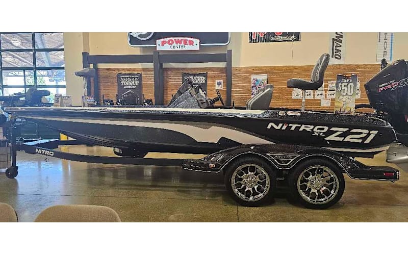 2025 NITRO Z21 XL PRO | Bass Pro Shops
