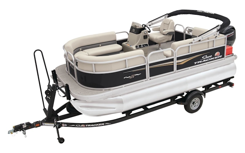 2025 SUN TRACKER PARTY BARGE 16 DLX Cabela's