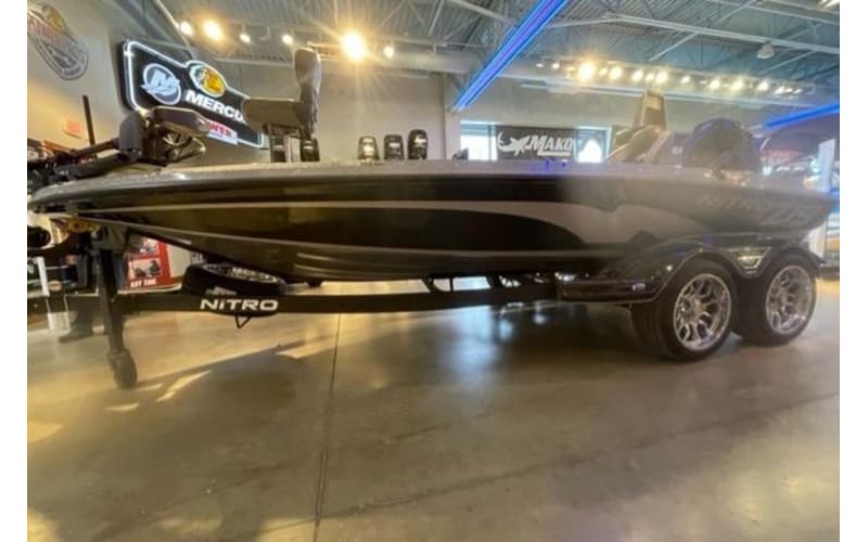 2026 NITRO Z19 XL PRO | Bass Pro Shops