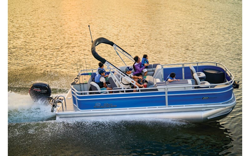 2026-sun-tracker-fishin-barge-