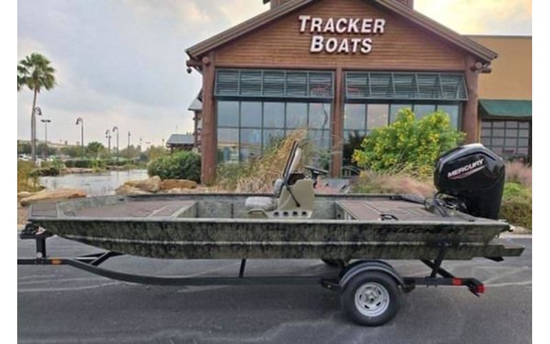 2026 TRACKER GRIZZLY 1860 CC | Bass Pro Shops