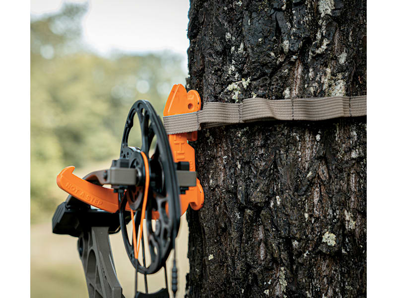 TETHRD Fold N Go Bow Hanger